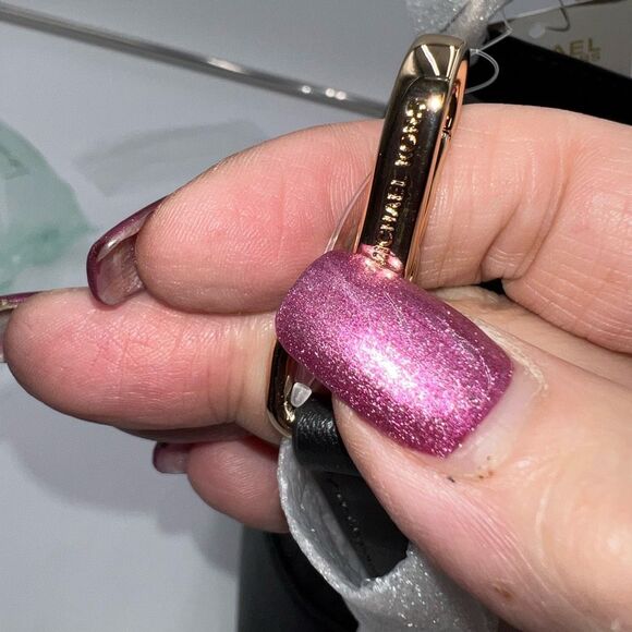 Michael Kors Mercer Small Drawstring Bucket Bag - Picture 4 of 15